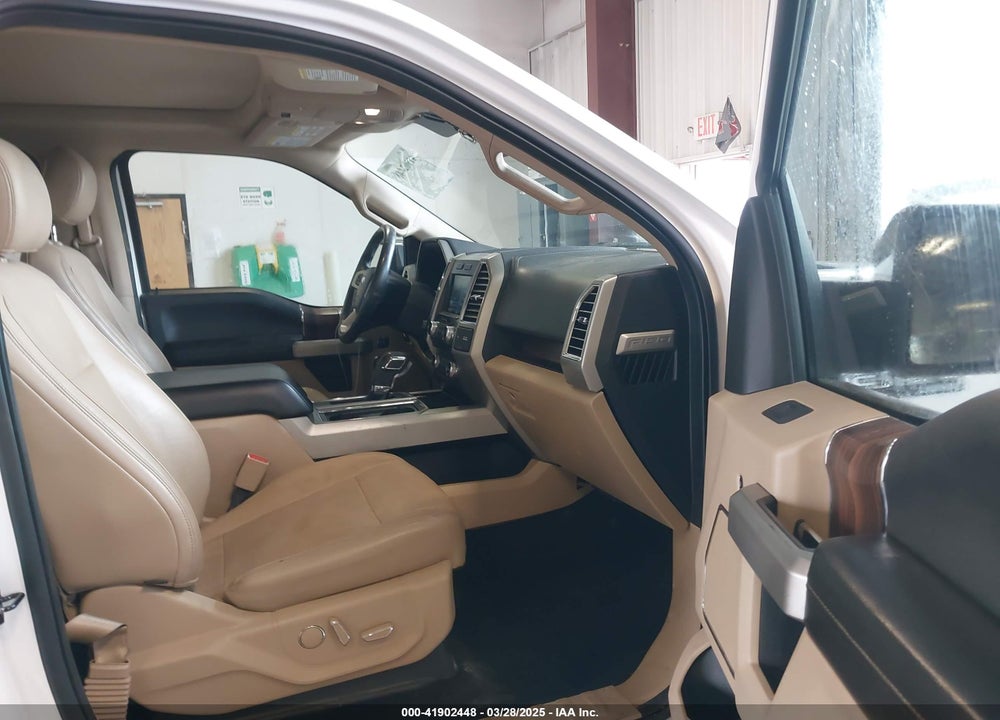 2015 FORD F-150 LARIAT VIN: 1FTEW1EG2FFA28940