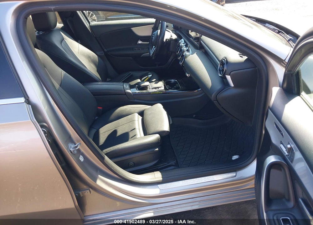 2019 MERCEDES-BENZ A-CLASS VIN: WDD3G4FB7KW022334