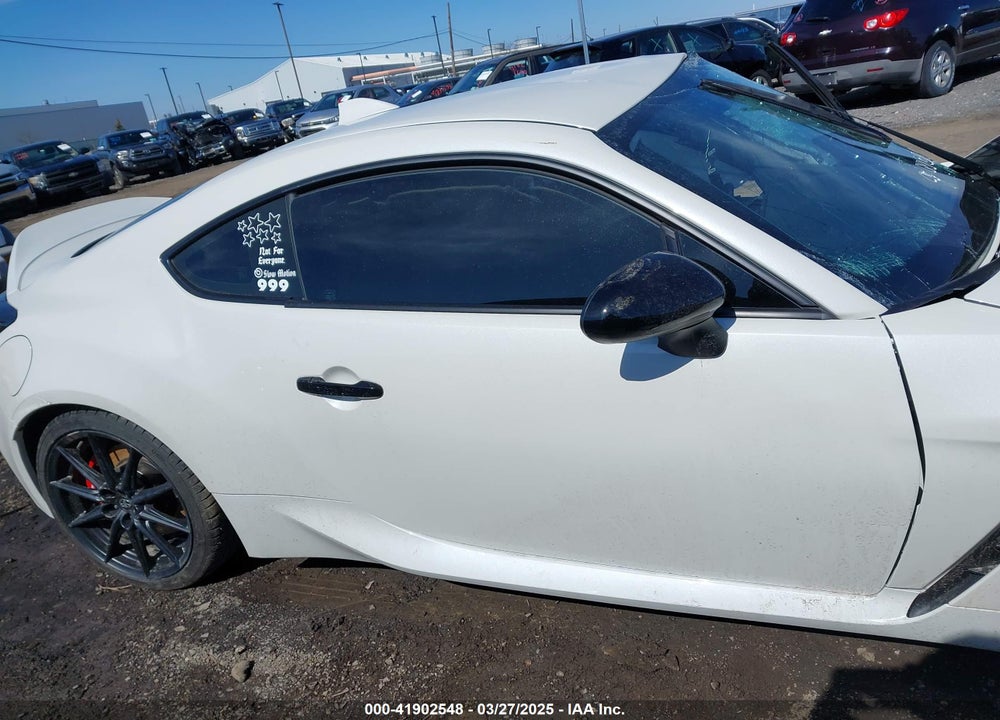 2025 TOYOTA GR86 VIN: JF1ZNBE12S9752602