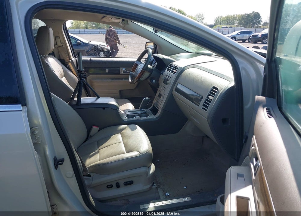 2007 LINCOLN MKX VIN: 2LMDU88C97BJ31987