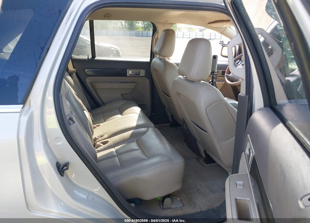 2007 LINCOLN MKX VIN: 2LMDU88C97BJ31987