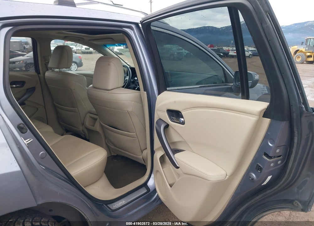 2015 ACURA RDX VIN: 5J8TB4H37FL004441