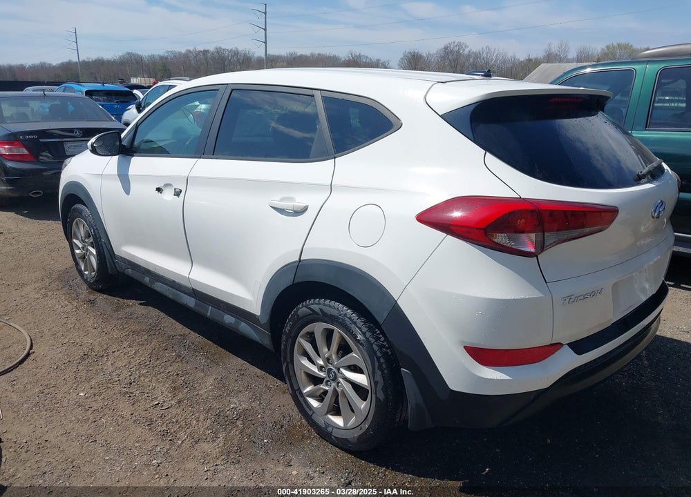 2017 HYUNDAI TUCSON VIN: KM8J23A44HU571248