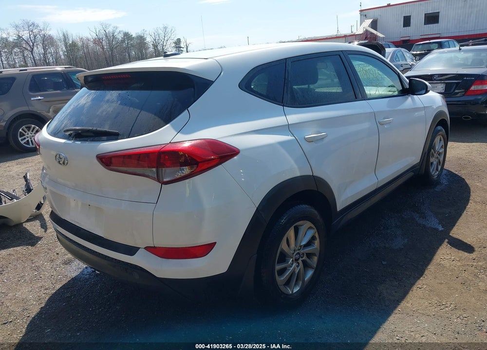 2017 HYUNDAI TUCSON VIN: KM8J23A44HU571248