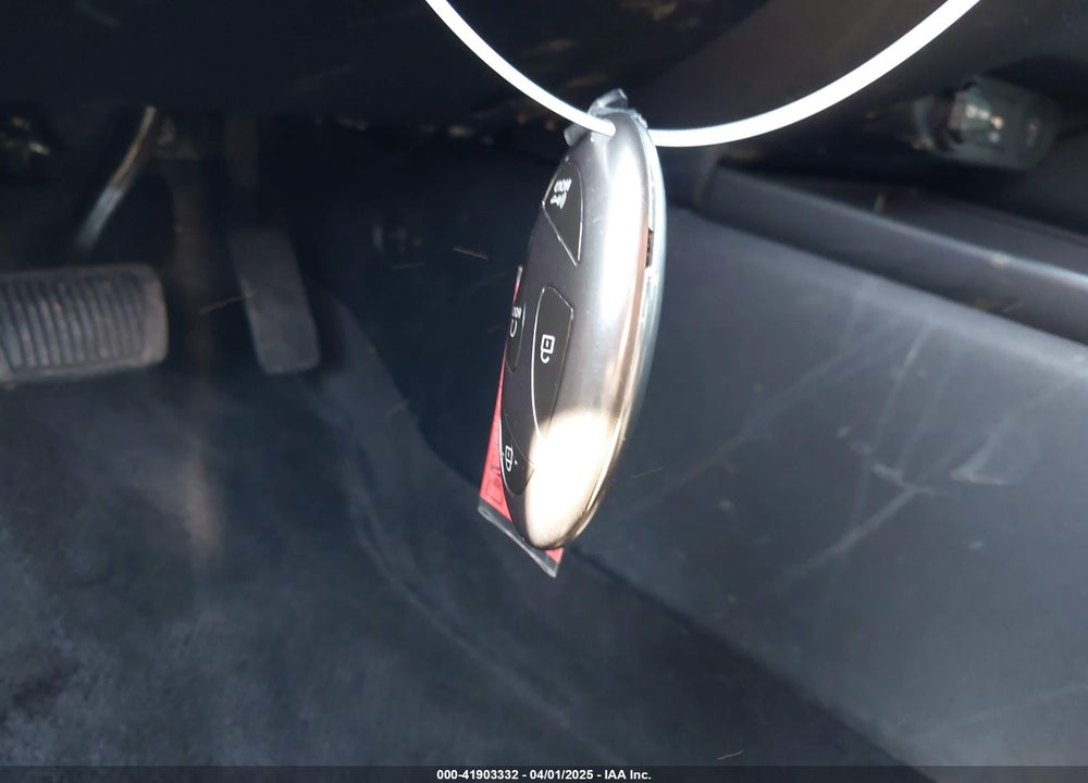 2024 HYUNDAI ELANTRA VIN: KMHLM4DG8RU672387