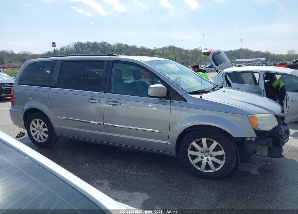 2013 CHRYSLER TOWN & COUNTRY TOURING VIN: 2C4RC1BG2DR769593