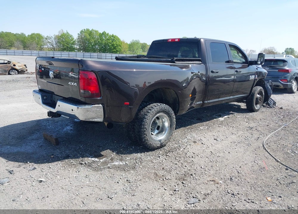 2017 RAM 3500 TRADESMAN  4X4 8' BOX VIN: 3C63RRGL5HG791082