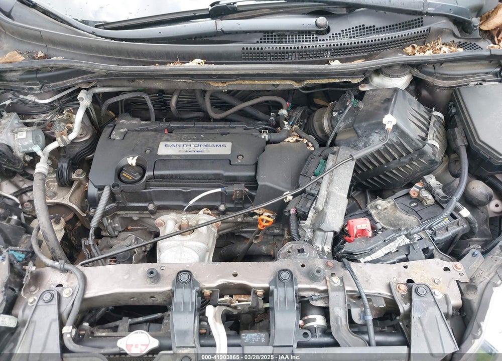 2015 HONDA CR-V LX VIN: 5J6RM4H3XFL094438