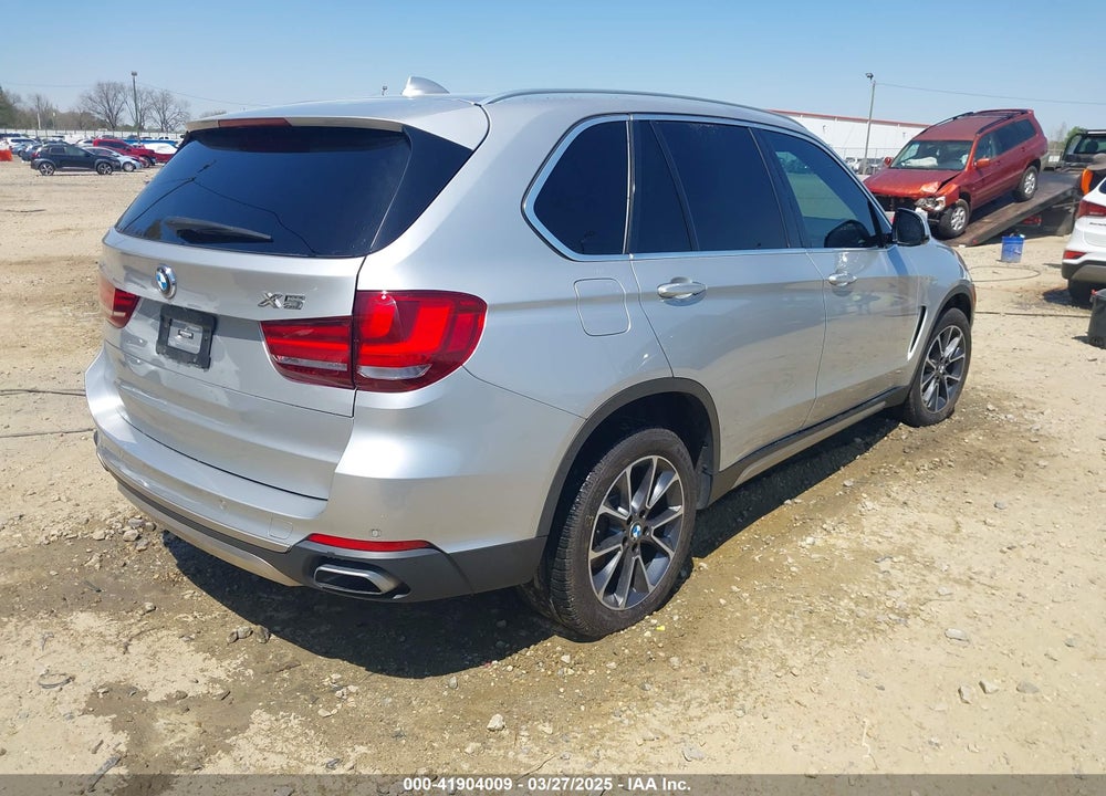 2018 BMW X5 VIN: 5UXKR2C59J0Z20923