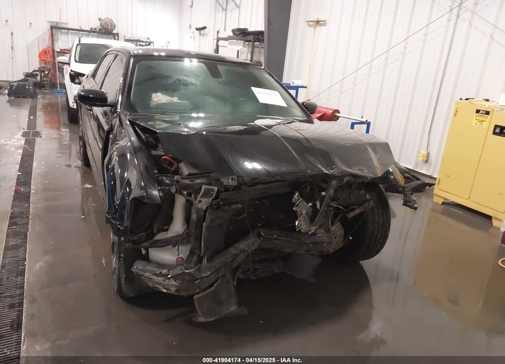2018 CHRYSLER 300 TOURING AWD VIN: 2C3CCARG5JH286066
