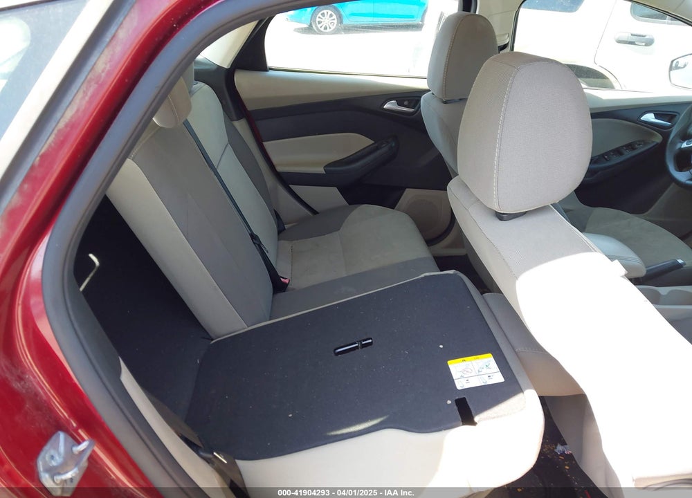 2014 FORD FOCUS SE VIN: 1FADP3K23EL140567