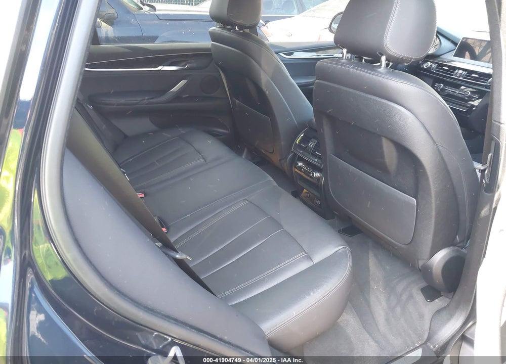2018 BMW X5 VIN: 5UXKR0C53J0Y05450