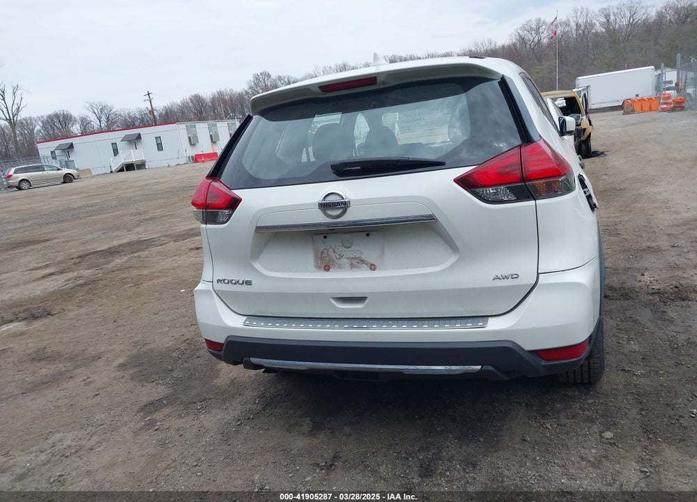 2017 NISSAN ROGUE VIN: JN8AT2MVXHW025479