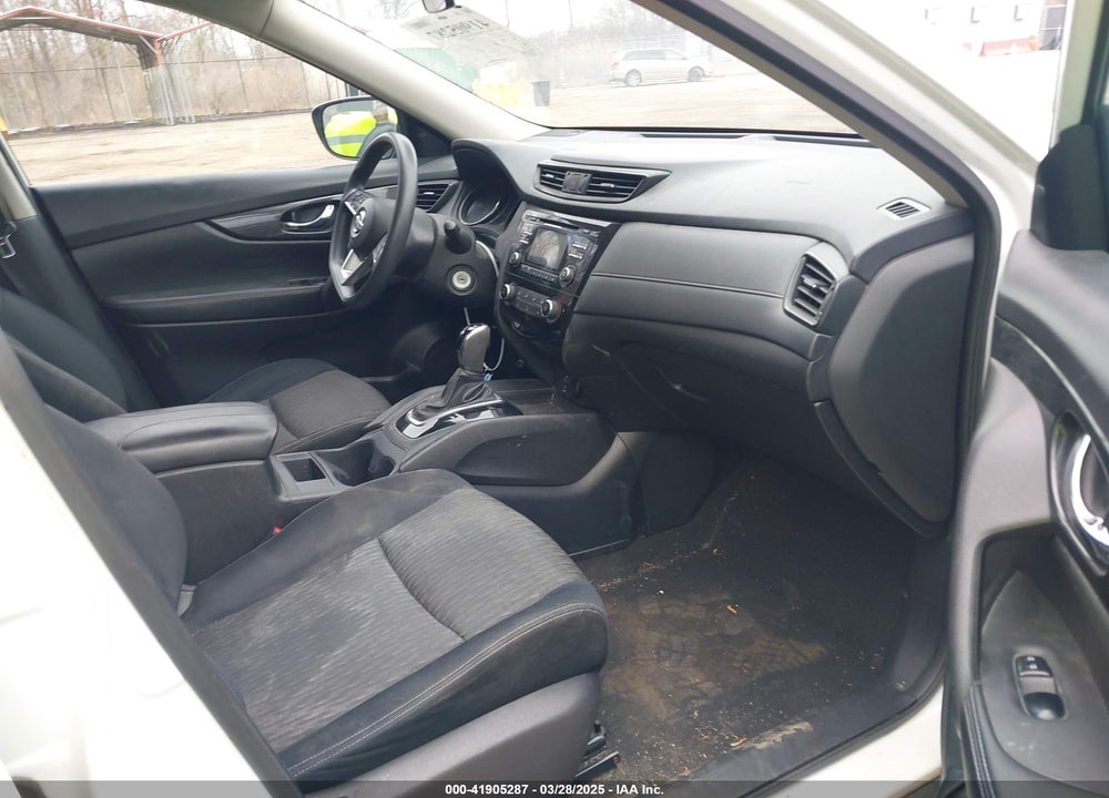 2017 NISSAN ROGUE VIN: JN8AT2MVXHW025479