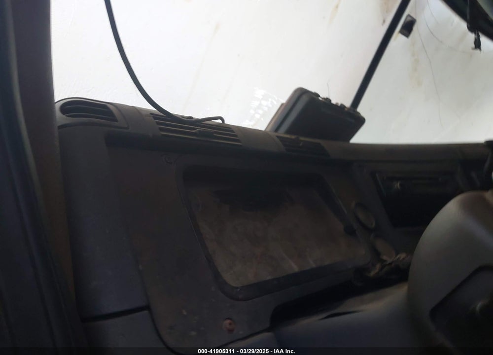 2017 FREIGHTLINER CASCADIA 125 --- VIN: 1FUJGLDR1HLJD5822