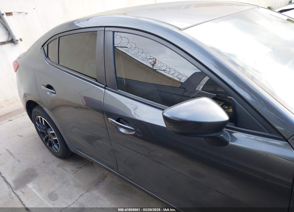 2018 MAZDA 3 SPORT VIN: 3MZBN1U79JM196782