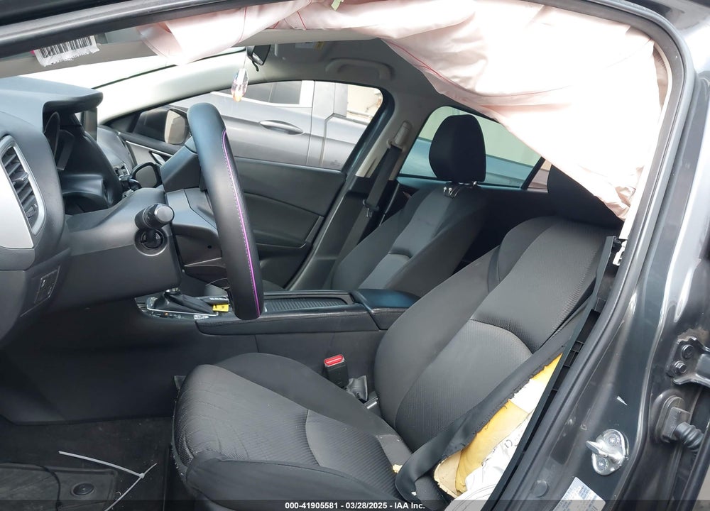 2018 MAZDA 3 SPORT VIN: 3MZBN1U79JM196782