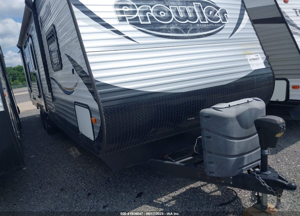 2015 HEARTLAND PROWLER VIN: 5SFPB3426FE296494