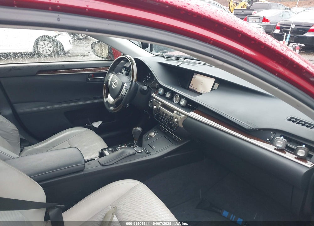 2013 LEXUS ES 350 VIN: JTHBK1GG6D2082157