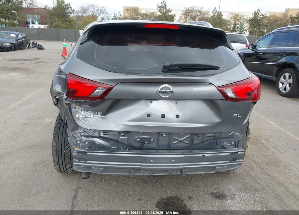 2017 NISSAN ROGUE SPORT VIN: JN1BJ1CP2HW017091