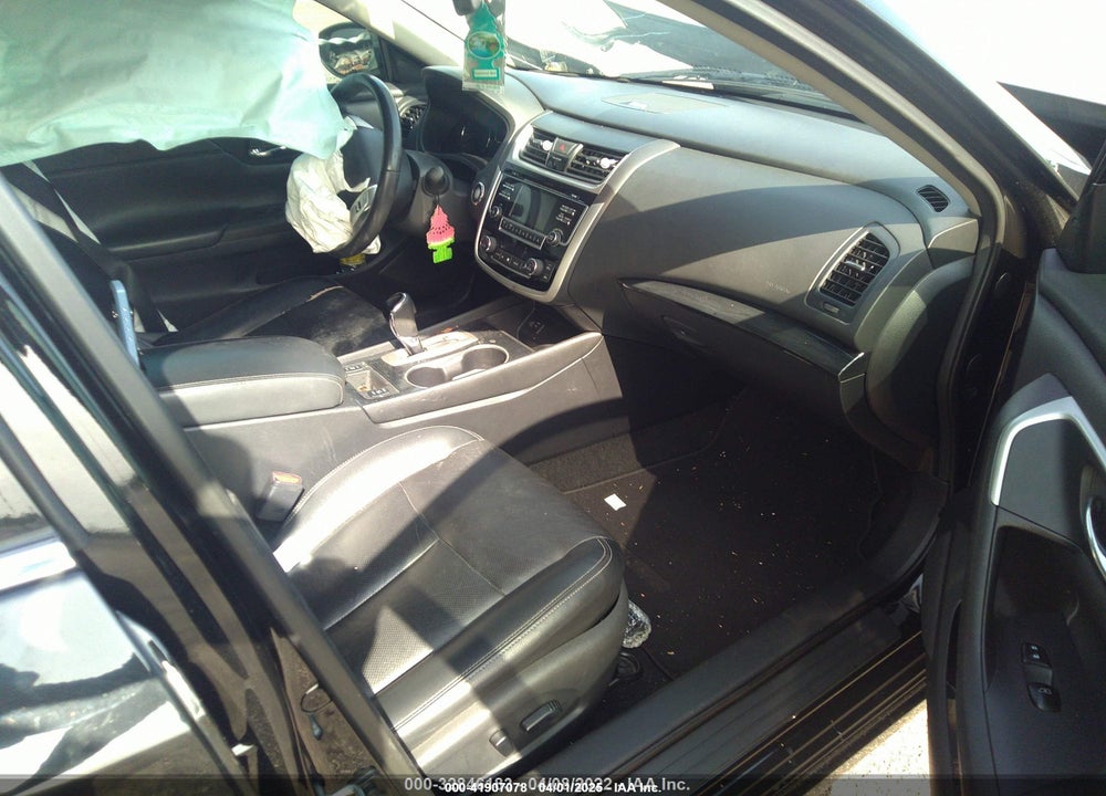 2018 NISSAN ALTIMA VIN: 1N4AL3AP0JC282638