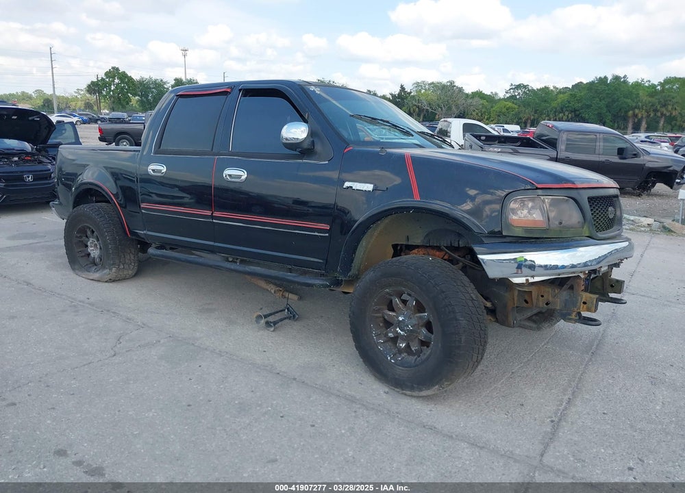 2003 FORD F-150 LARIAT/XLT VIN: 1FTRW08L73KA58913