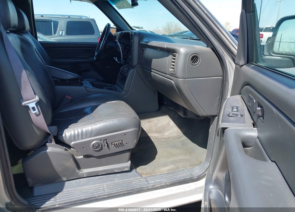 2004 CHEVROLET SILVERADO 1500 LT VIN: 2GCEK19T941370151