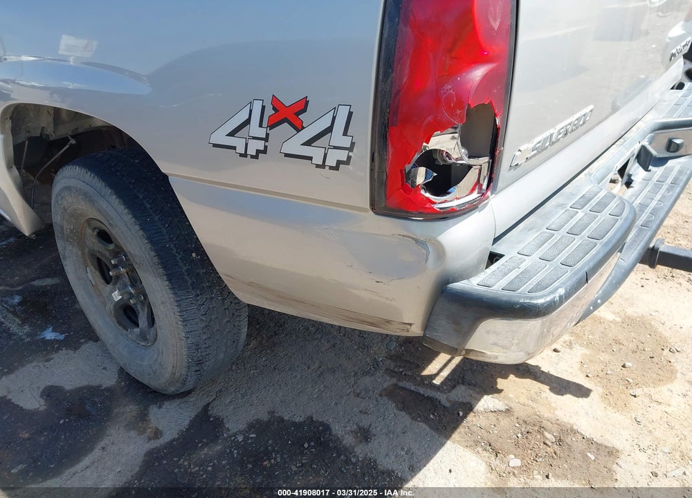 2004 CHEVROLET SILVERADO 1500 LT VIN: 2GCEK19T941370151