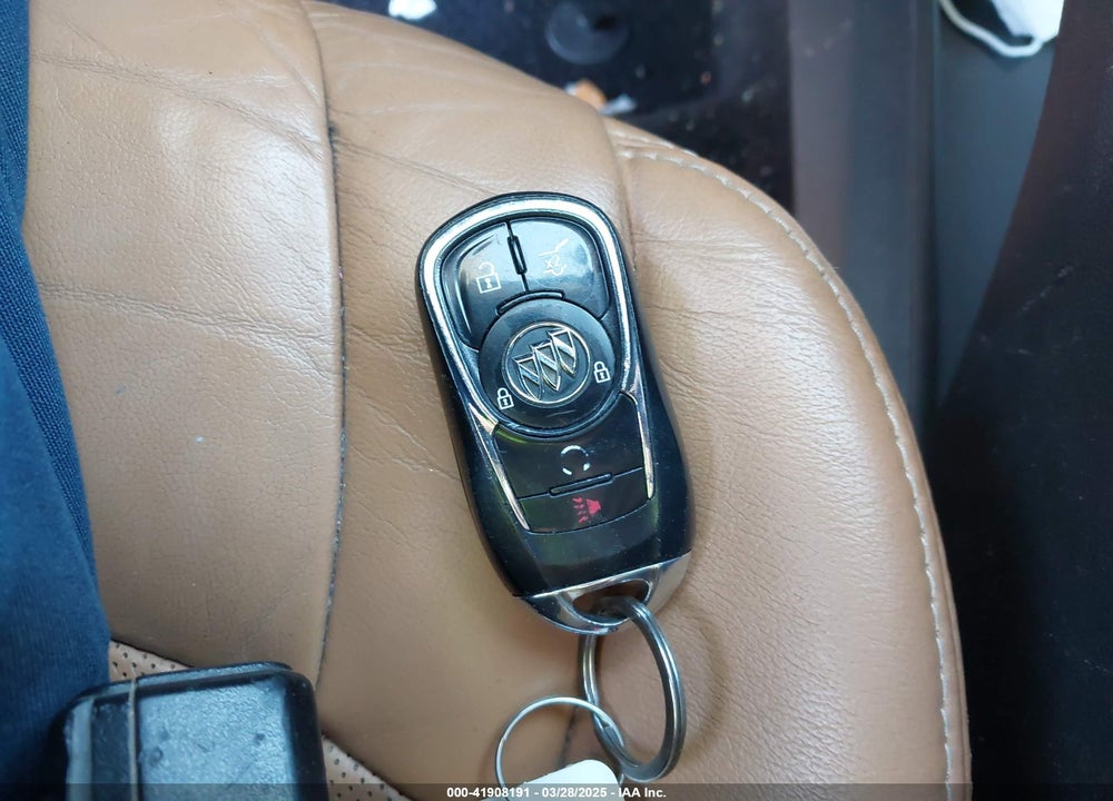 2018 BUICK ENCLAVE VIN: 5GAERBKW4JJ143930