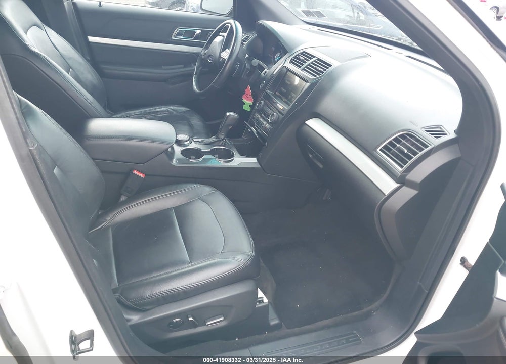 2016 FORD EXPLORER XLT VIN: 1FM5K8D87GGA24548