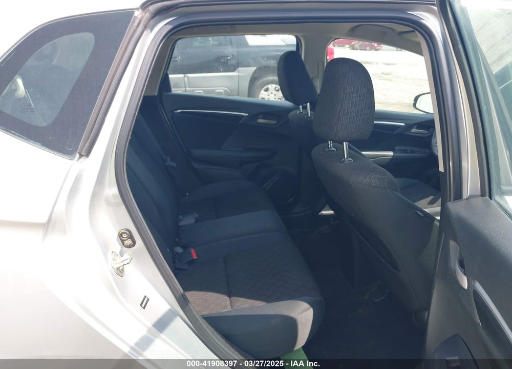 2015 HONDA FIT LX VIN: 3HGGK5H52FM716721
