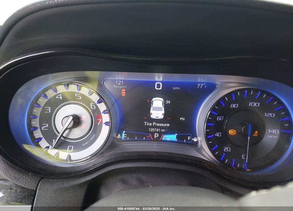 2018 CHRYSLER 300 300S VIN: 2C3CCABGXJH240081