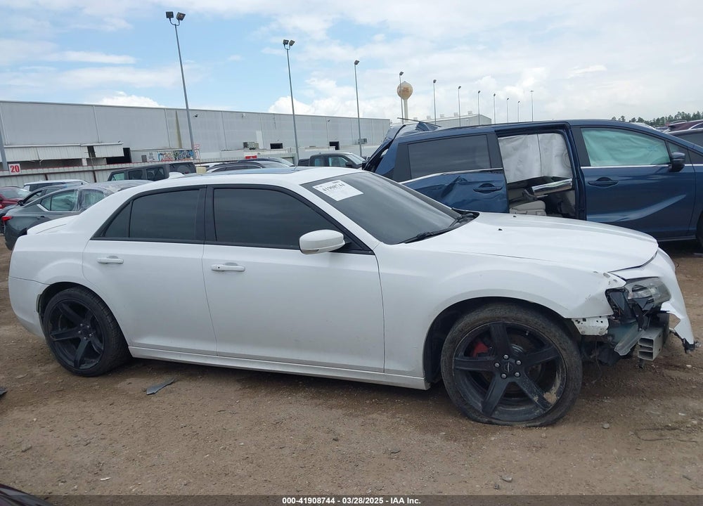 2018 CHRYSLER 300 300S VIN: 2C3CCABGXJH240081