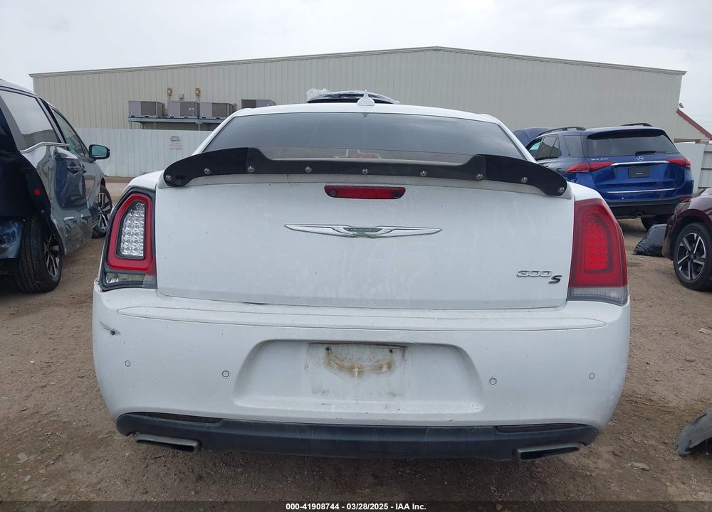 2018 CHRYSLER 300 300S VIN: 2C3CCABGXJH240081