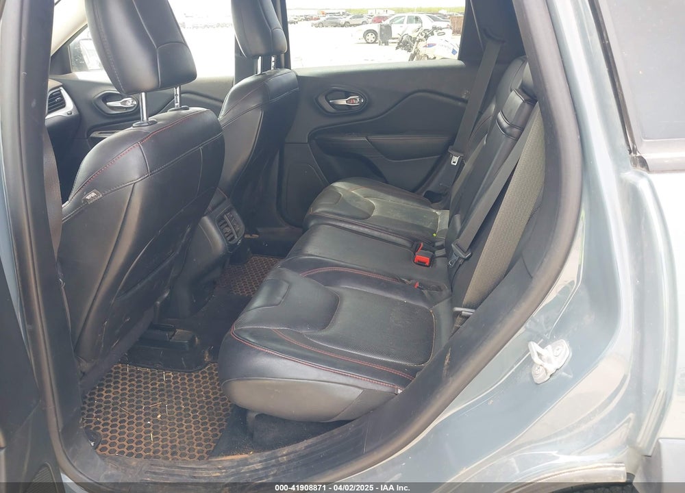 2015 JEEP CHEROKEE TRAILHAWK VIN: 1C4PJMBS0FW524479