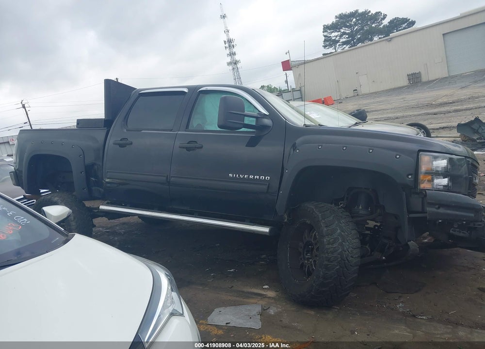 2013 CHEVROLET SILVERADO 1500 VIN: 3GCPCREA7DG127096