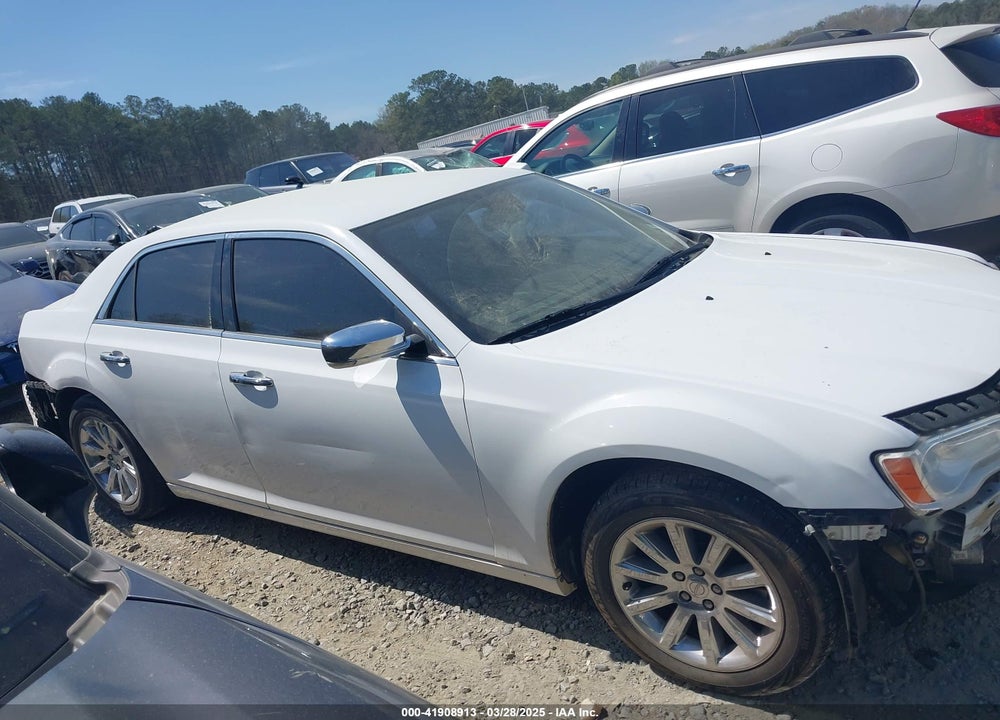 2011 CHRYSLER 300 VIN: 2C3CA6CT6BH592462