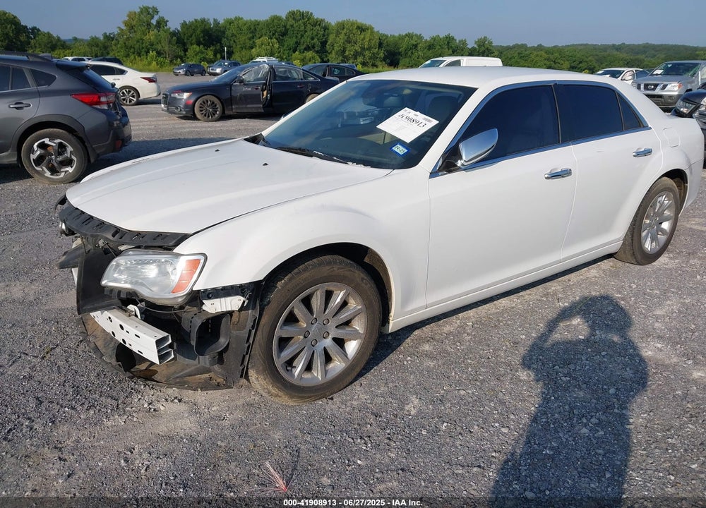 2011 CHRYSLER 300 VIN: 2C3CA6CT6BH592462