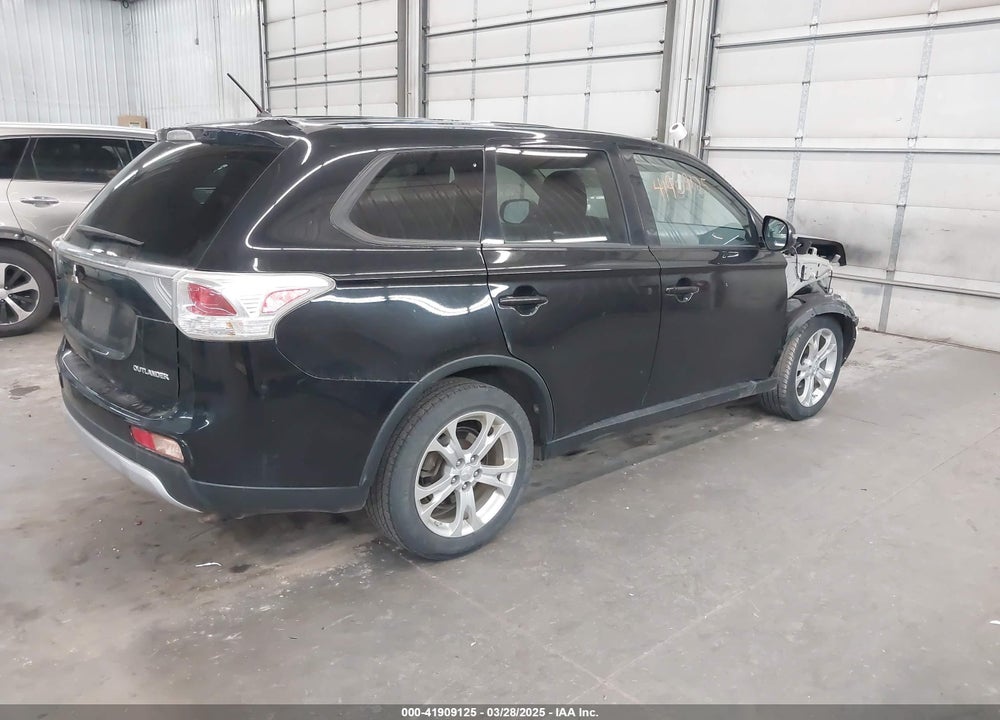 2015 MITSUBISHI OUTLANDER SE VIN: JA4AD3A35FZ008919