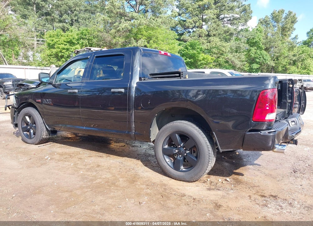 2016 RAM 1500 EXPRESS VIN: 3C6RR7KT1GG228714