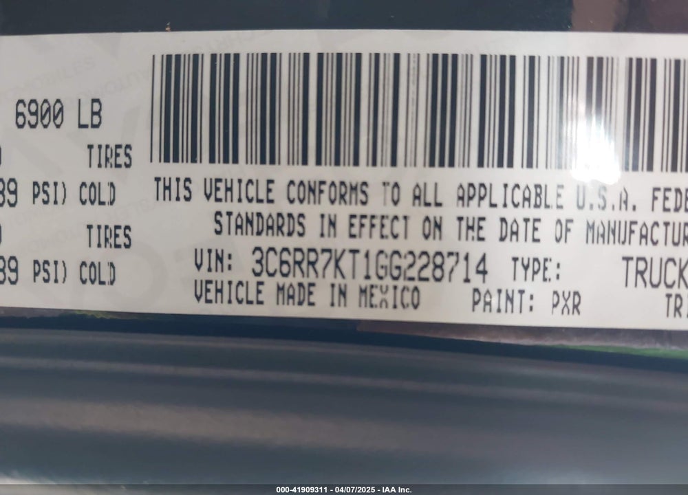 2016 RAM 1500 EXPRESS VIN: 3C6RR7KT1GG228714