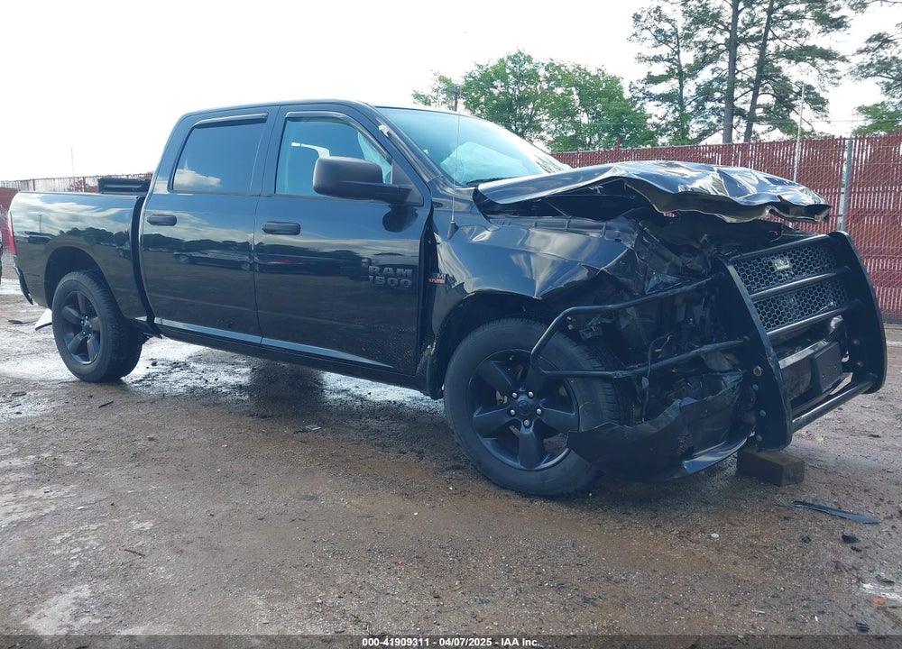 2016 RAM 1500 EXPRESS VIN: 3C6RR7KT1GG228714