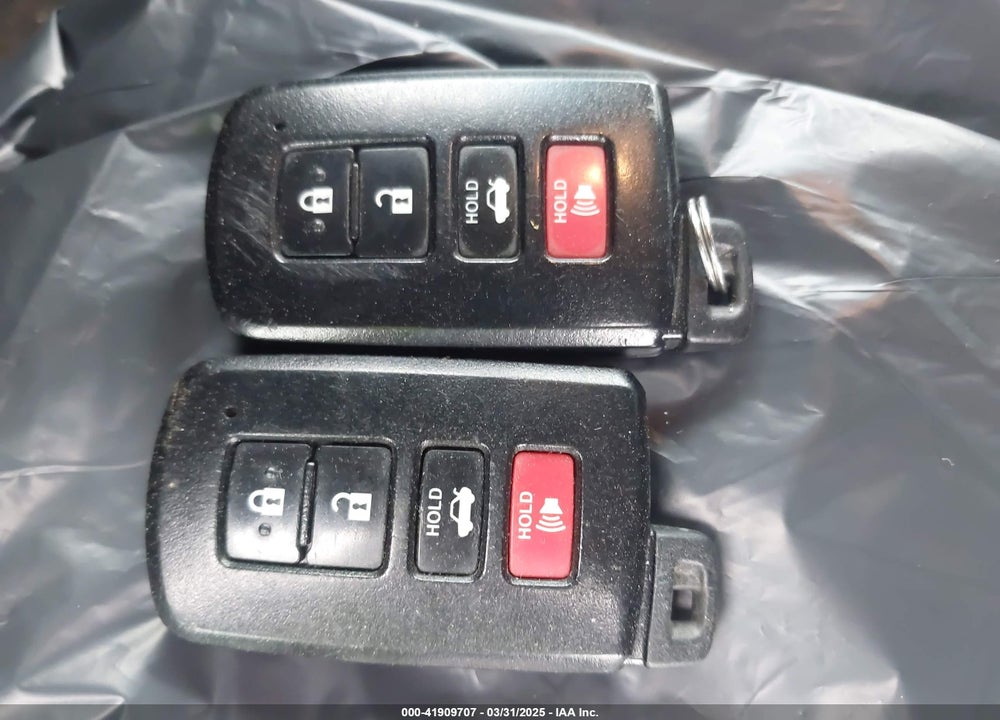 2016 TOYOTA CAMRY VIN: 4T1BK1FK1GU570525