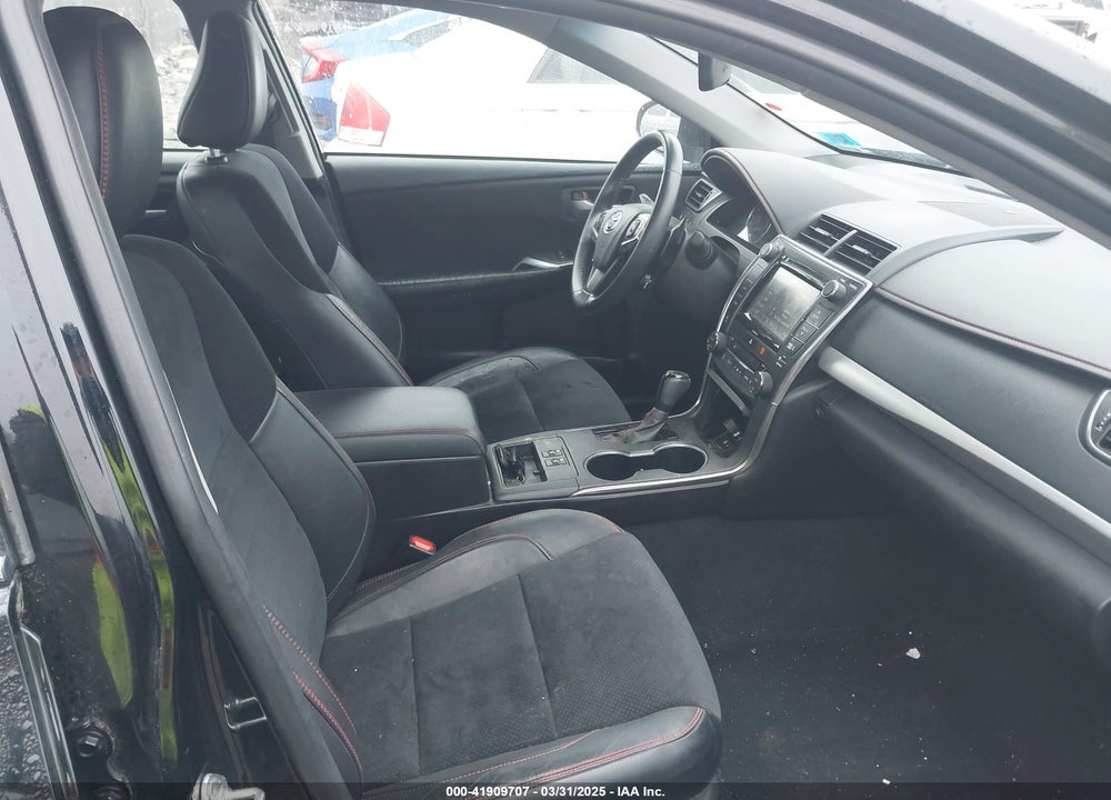 2016 TOYOTA CAMRY VIN: 4T1BK1FK1GU570525