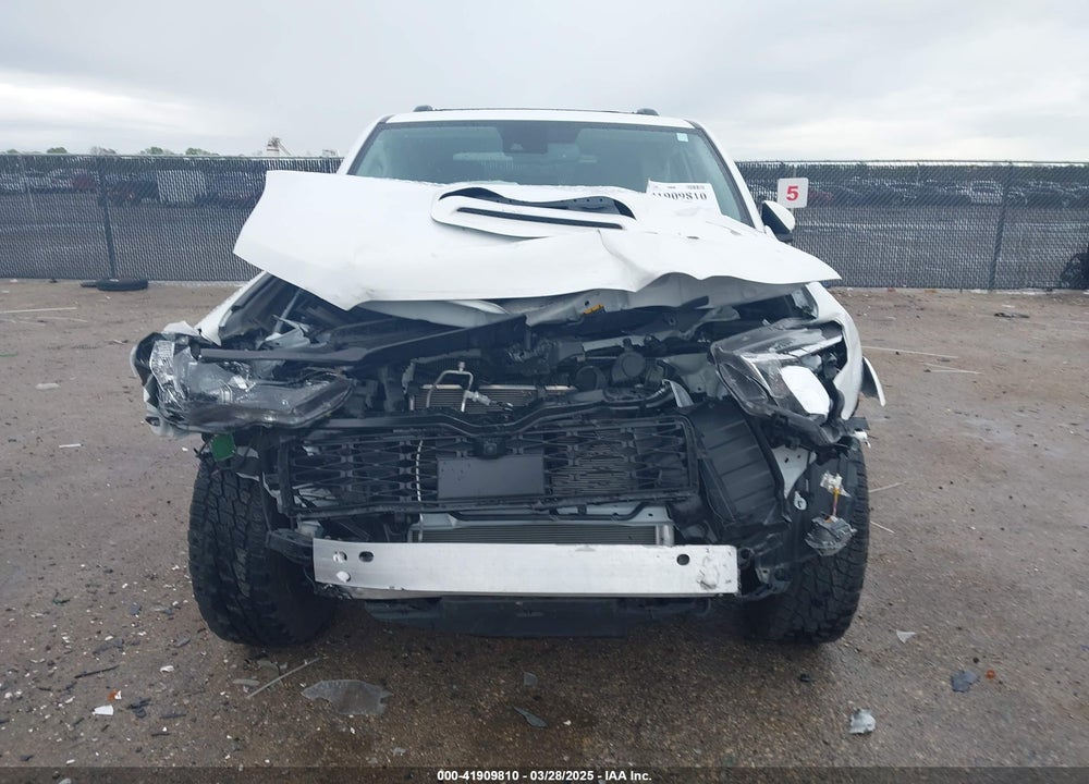 2024 TOYOTA 4RUNNER TRD OFF ROAD PREMIUM VIN: JTERU5JR3R6266334