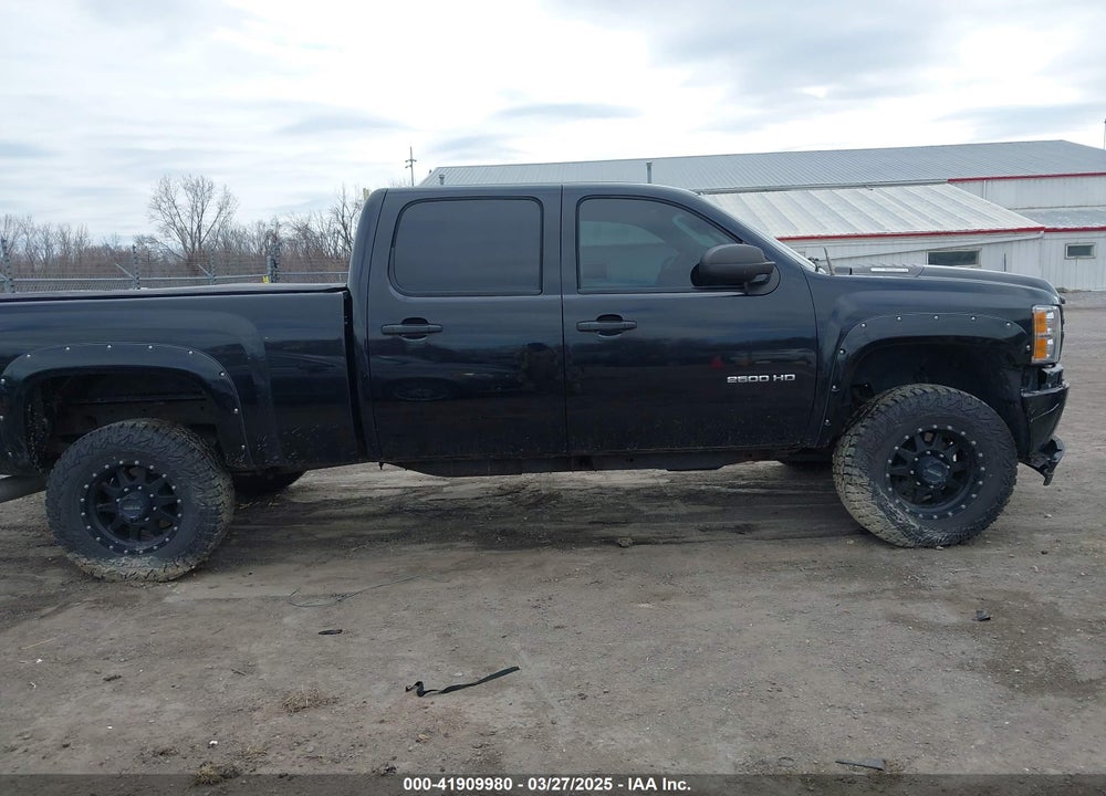 2011 CHEVROLET SILVERADO 2500HD VIN: 1GC1KXC83BF172452