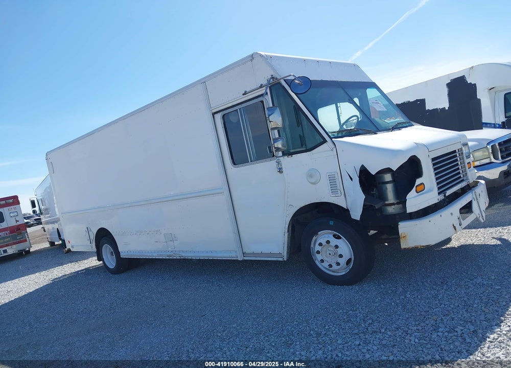 2012 FREIGHTLINER CHASSIS M LINE WALK-IN VAN VIN: 4UZAAPDU1CCBR1565