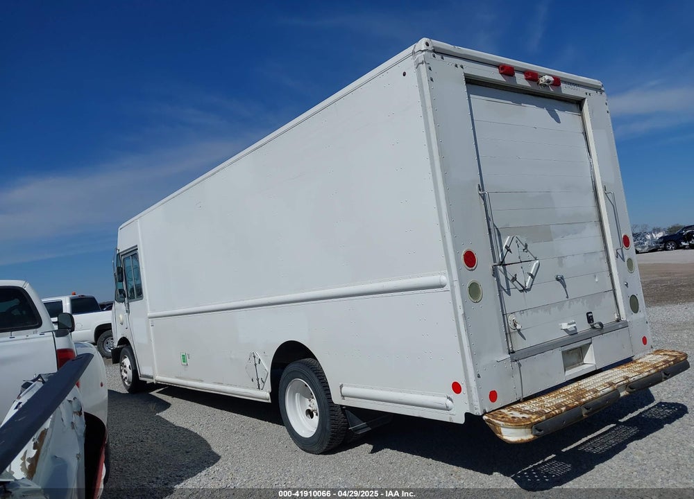 2012 FREIGHTLINER CHASSIS M LINE WALK-IN VAN VIN: 4UZAAPDU1CCBR1565