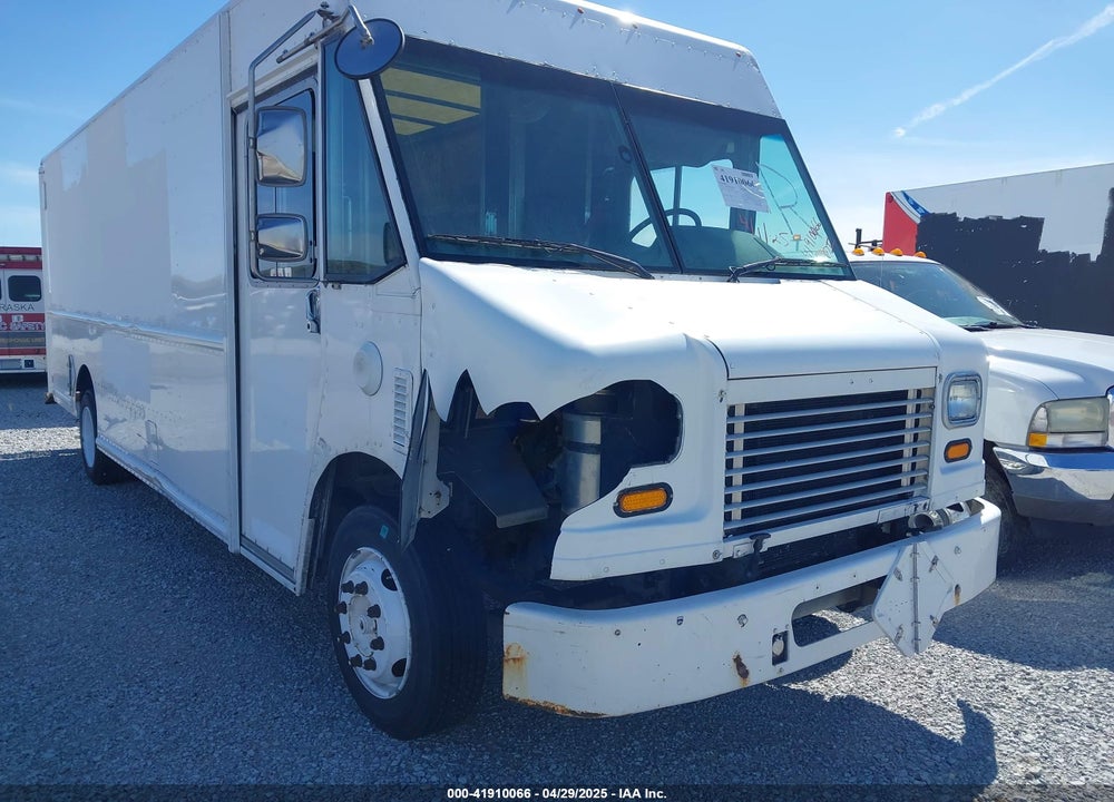 2012 FREIGHTLINER CHASSIS M LINE WALK-IN VAN VIN: 4UZAAPDU1CCBR1565