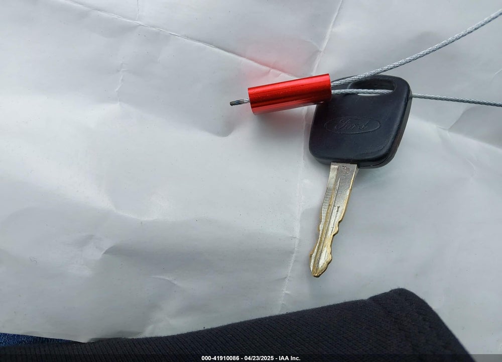 2003 FORD FOCUS LX VIN: 1FAFP33PX3W181700